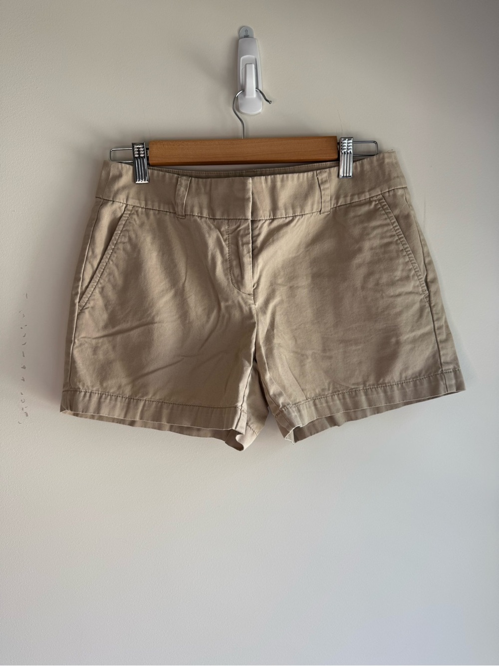 LOFT Khaki Beige 4” Inseam Shorts